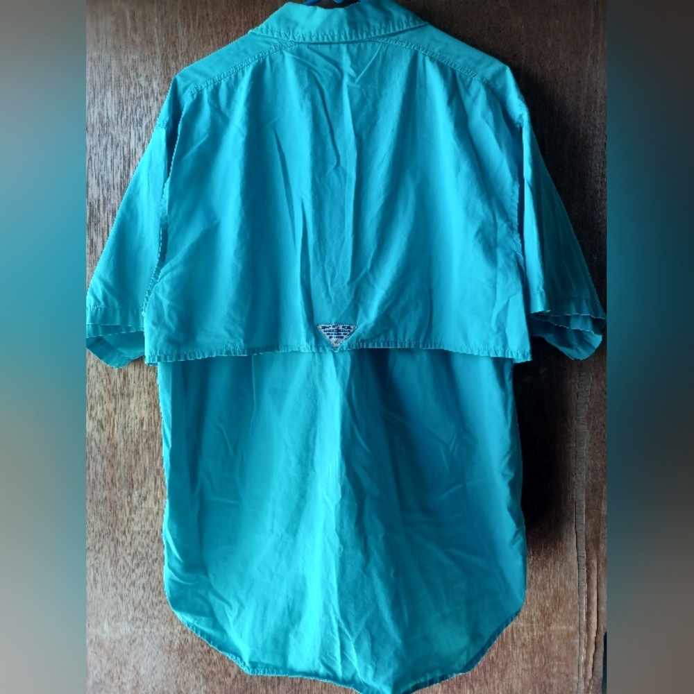 Columbia fishing shirt